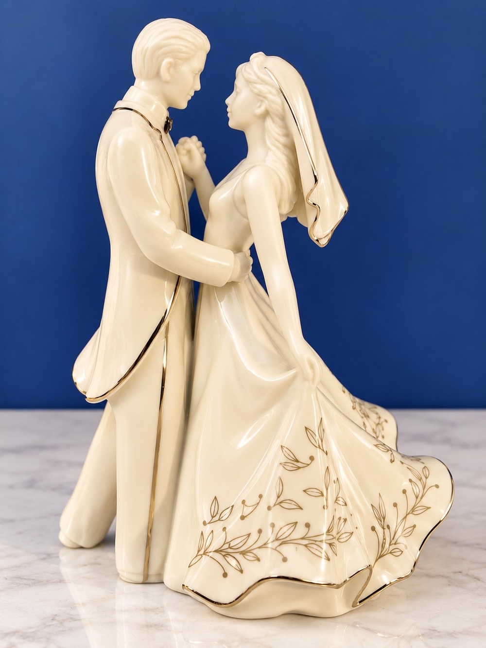 Lenox Cake Topper Bride & Groom Figurine Wedding Promises First Dance